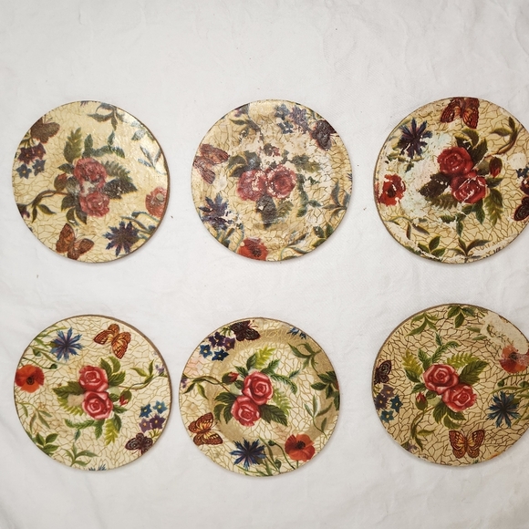 Floral Decorative Box with Butterflies - Picture 3 of 8